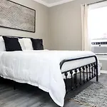 Luxurious 5 Bedroom Home! Great Location!