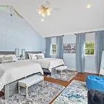 Cozy Ranch House With Pool