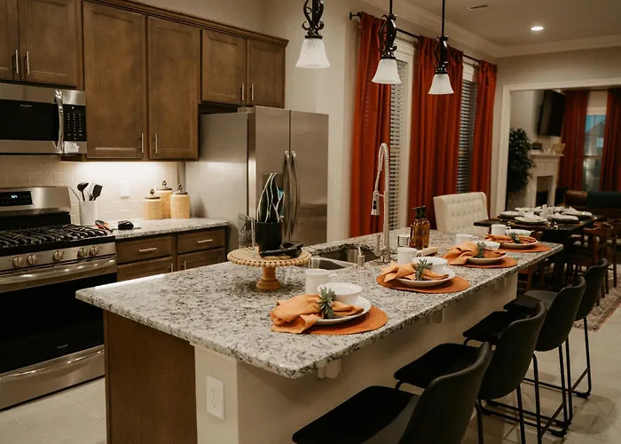 Fast Wifi & Cozy Space For Long-Term Stays