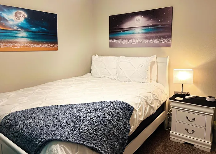 2 King Beds & Private Office Space