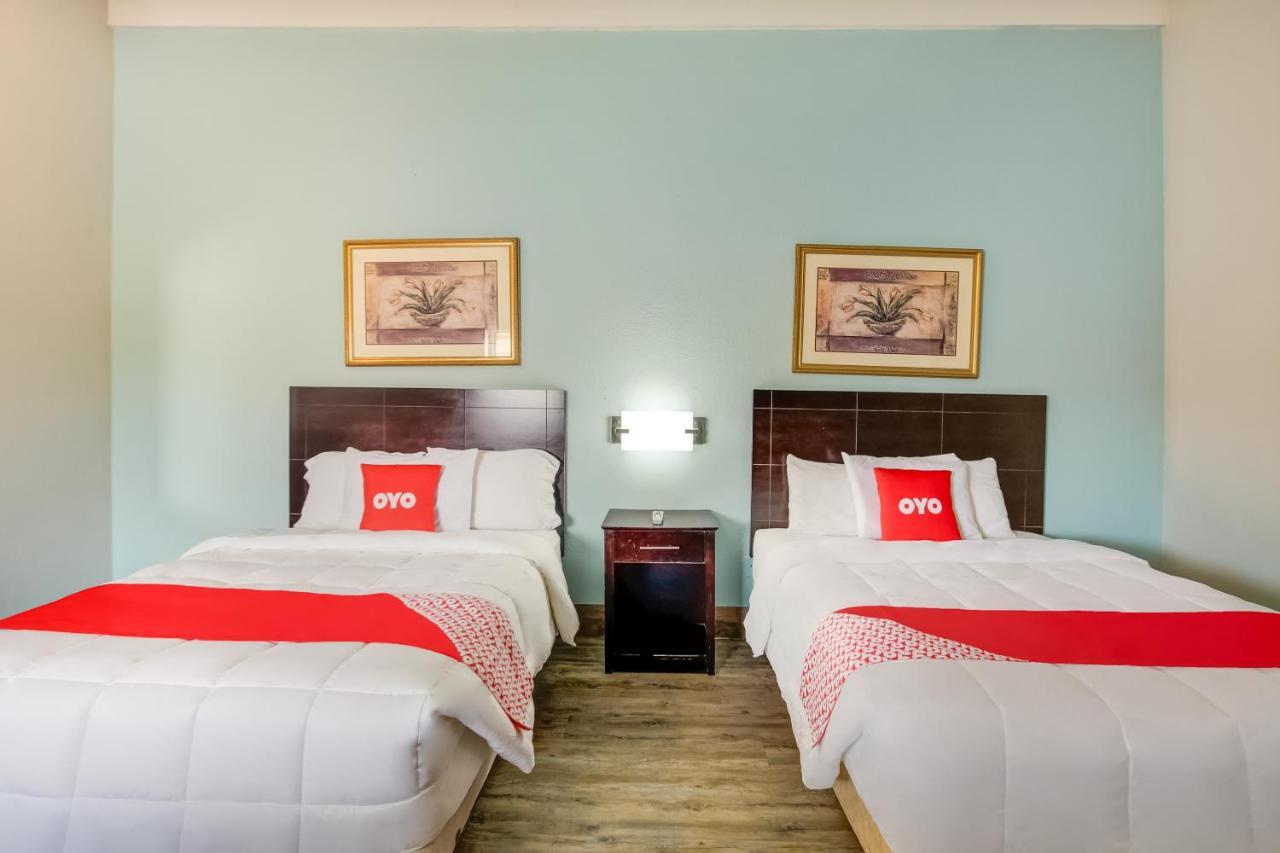 Hotel Oyo Charles La I-10 Lake Charles