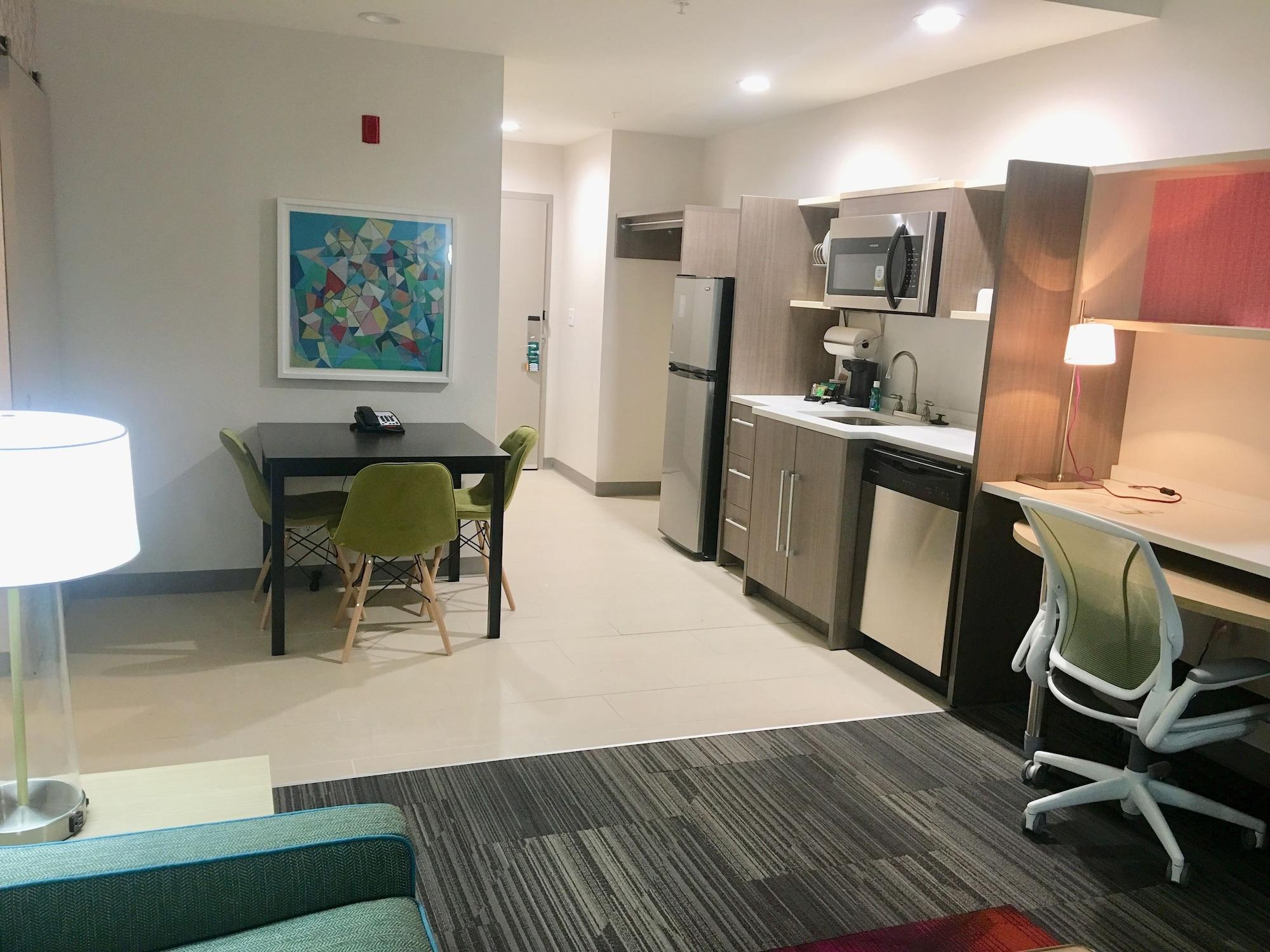 Home2 By Hilton Charles 3*