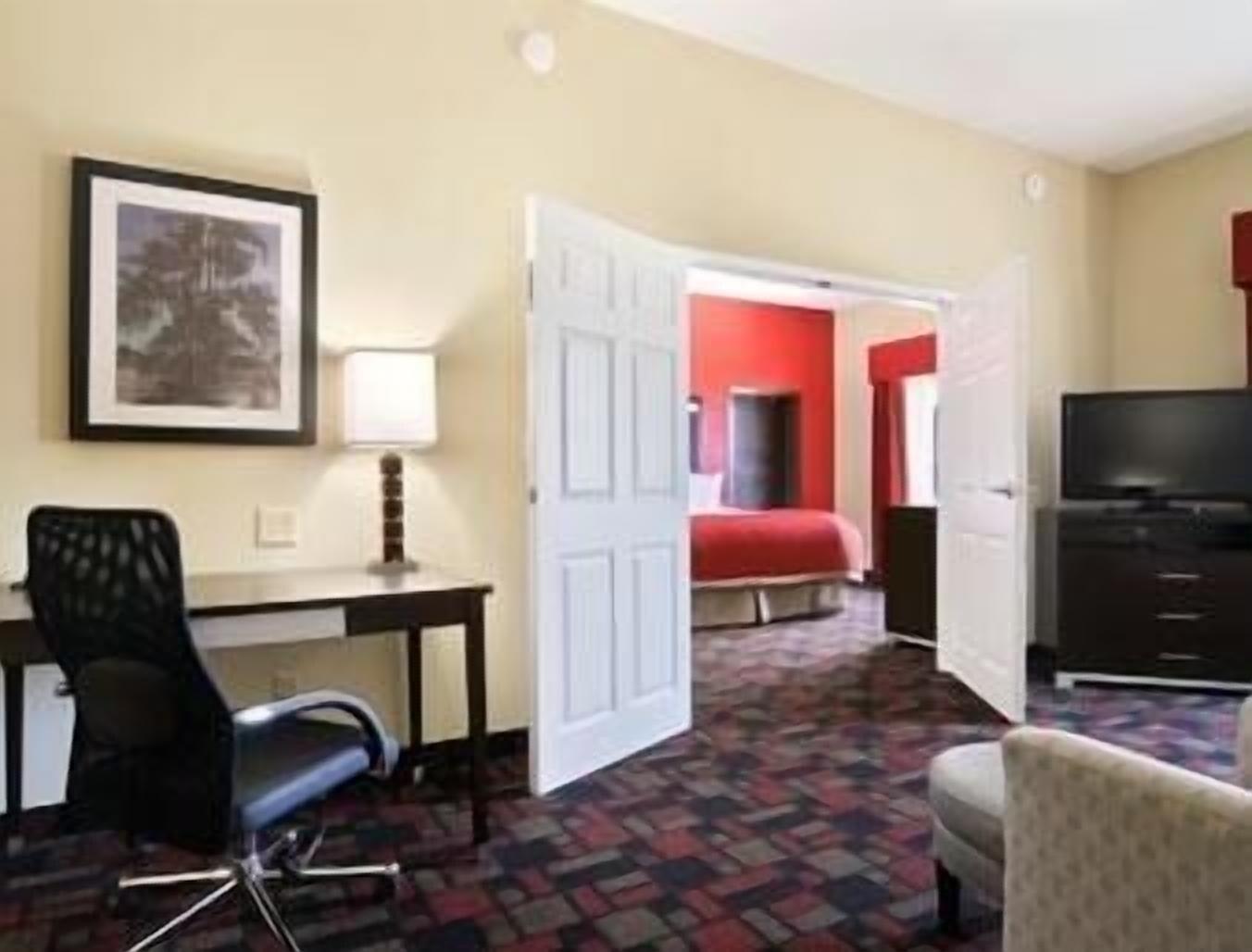 Wingate By Wyndham Charles Casino Area Hotel