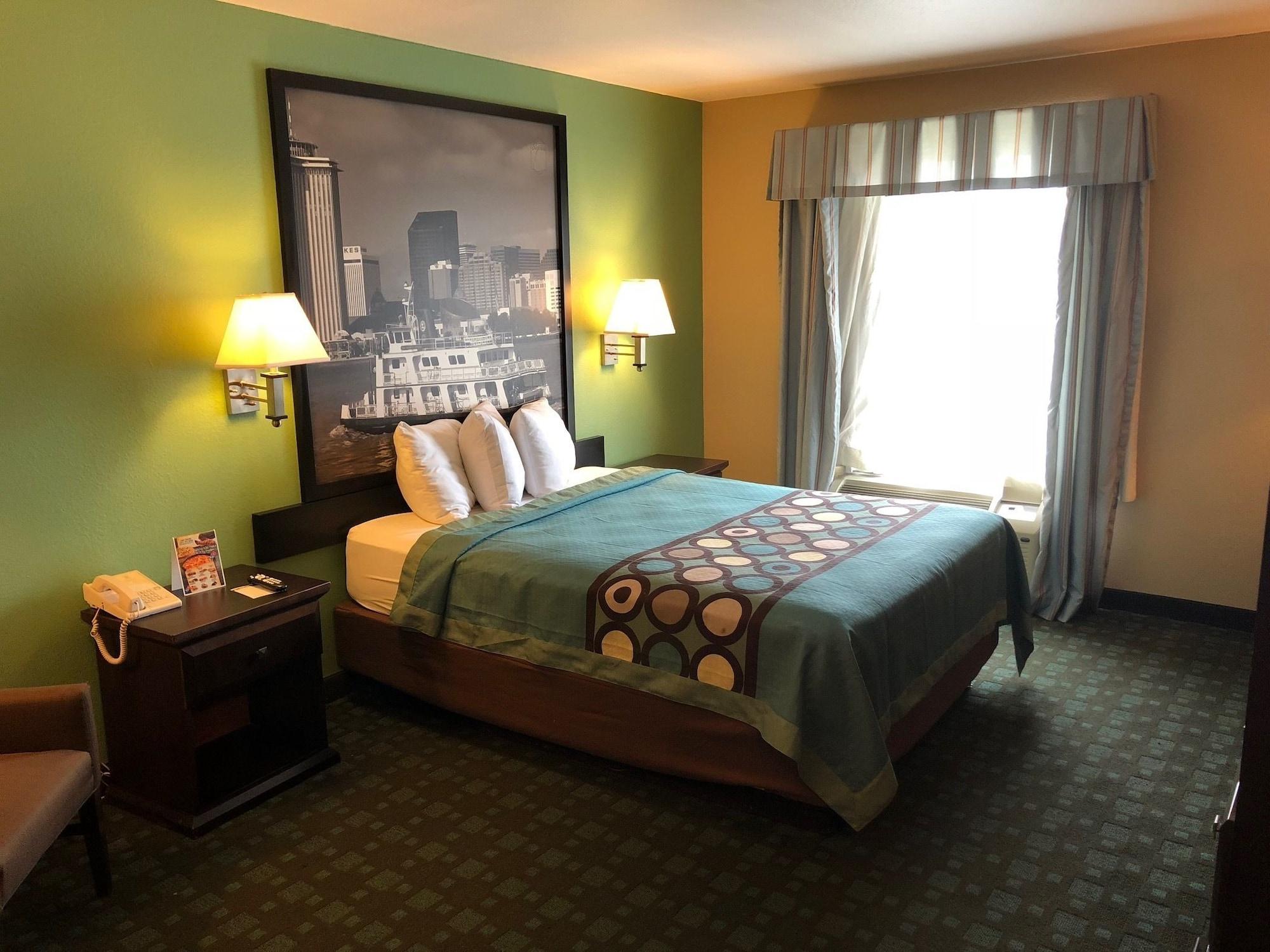 Super 8 By Wyndham Charles/sulphur Lake Charles