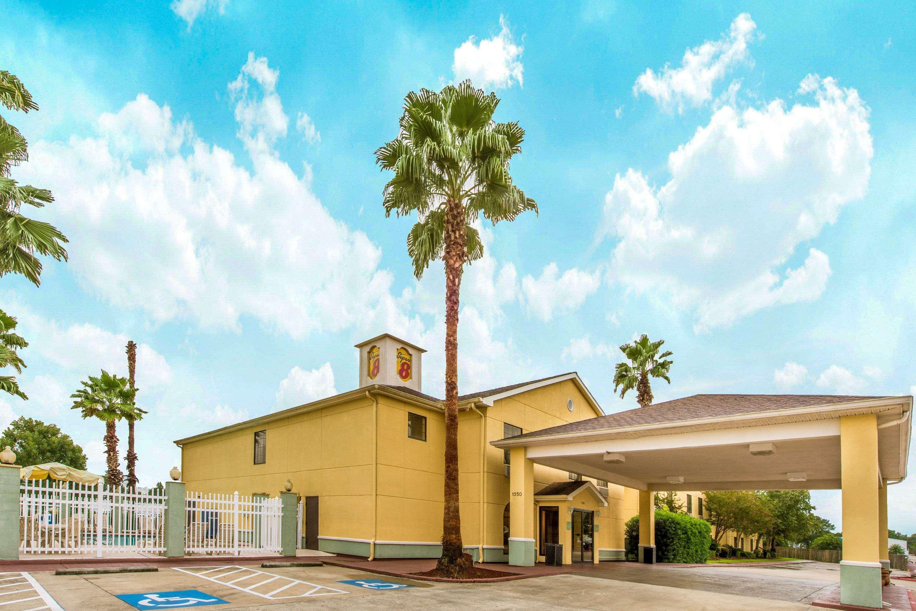 Super 8 By Wyndham Charles/sulphur 2* Lake Charles