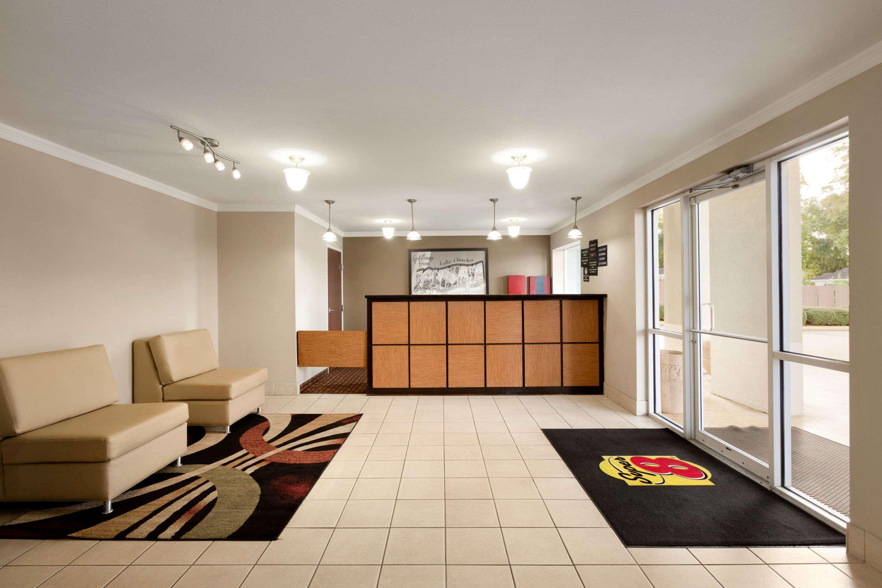 Super 8 By Wyndham Charles Northeast Lake Charles