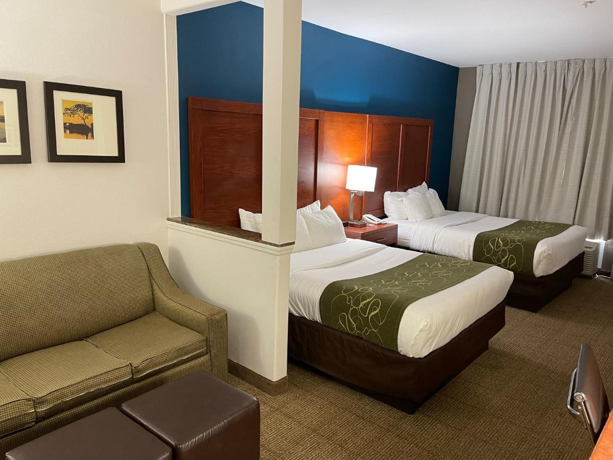 Comfort Charles 3* Lake Charles