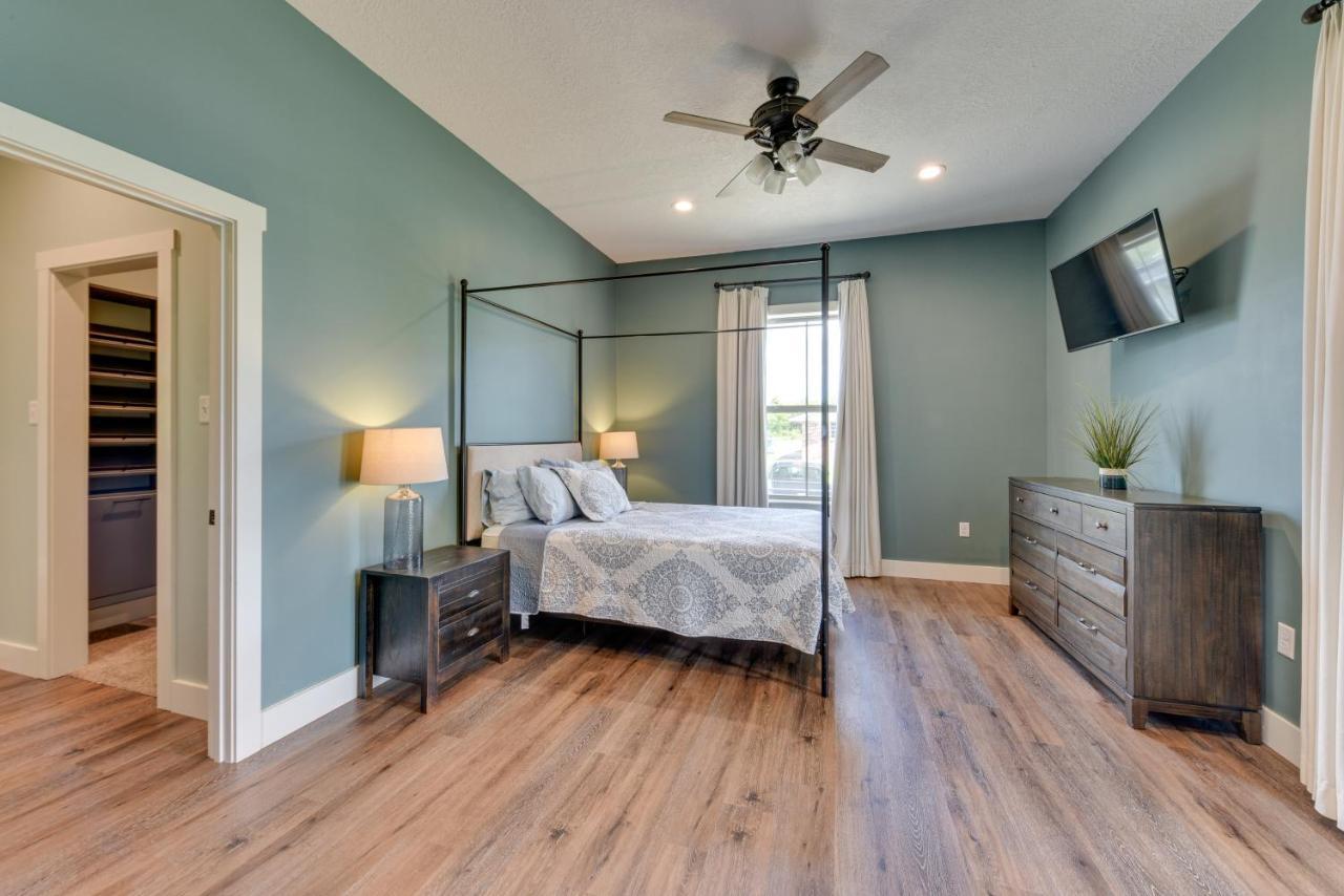 Holiday home Spacious Charles Craftsman - Pet Friendly! *