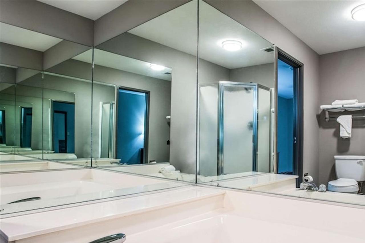 Quality Suites Lake Charles Downtown Lake Charles