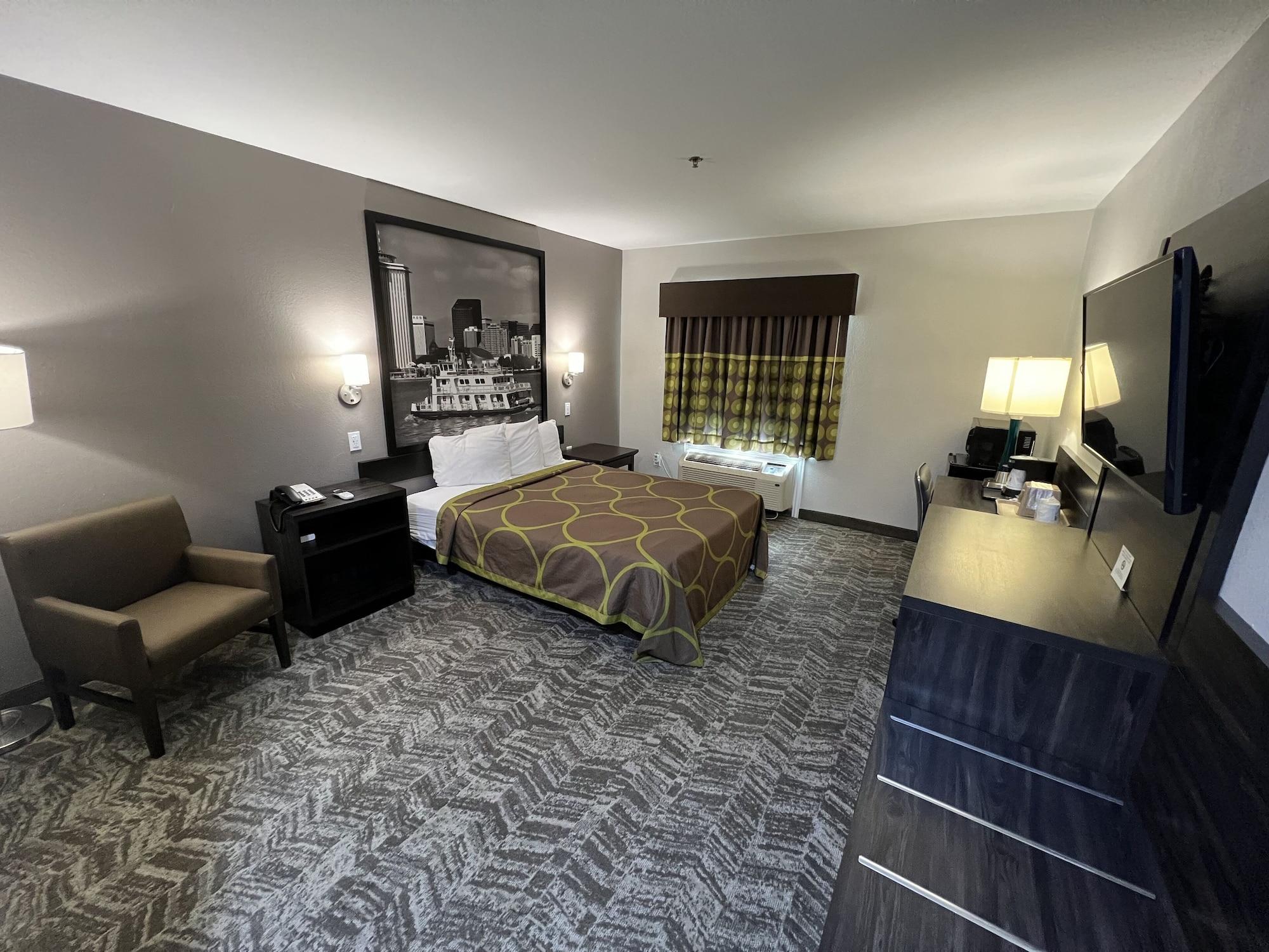 Hotel Super 8 By Wyndham Charles/sulphur Lake Charles