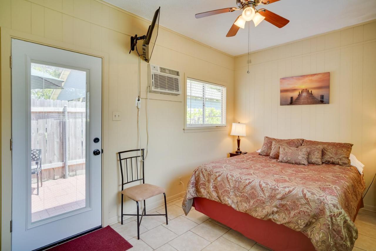 Charles Vacation With Private Patio! *