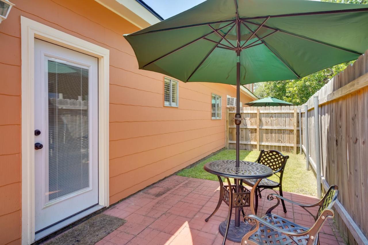 Apartment Charles Vacation With Private Patio!