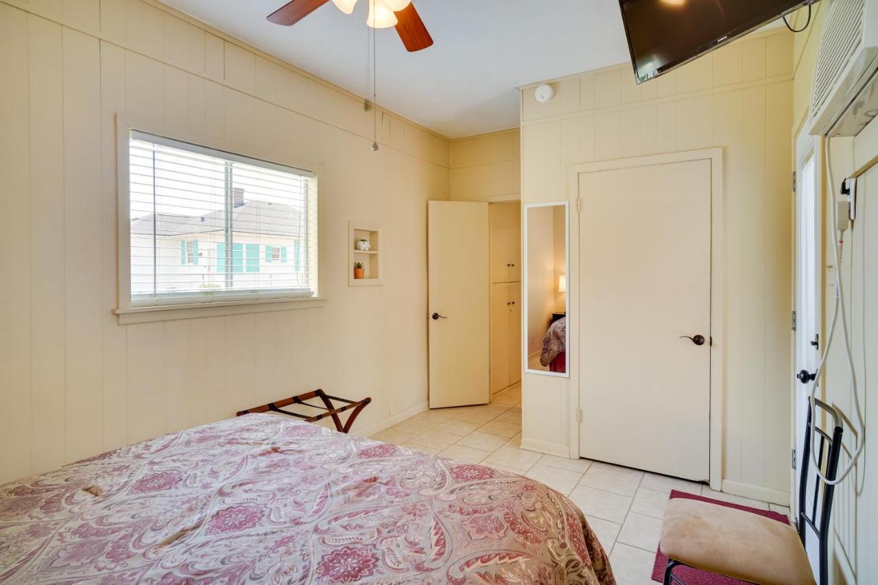 Apartment Charles Vacation With Private Patio! *