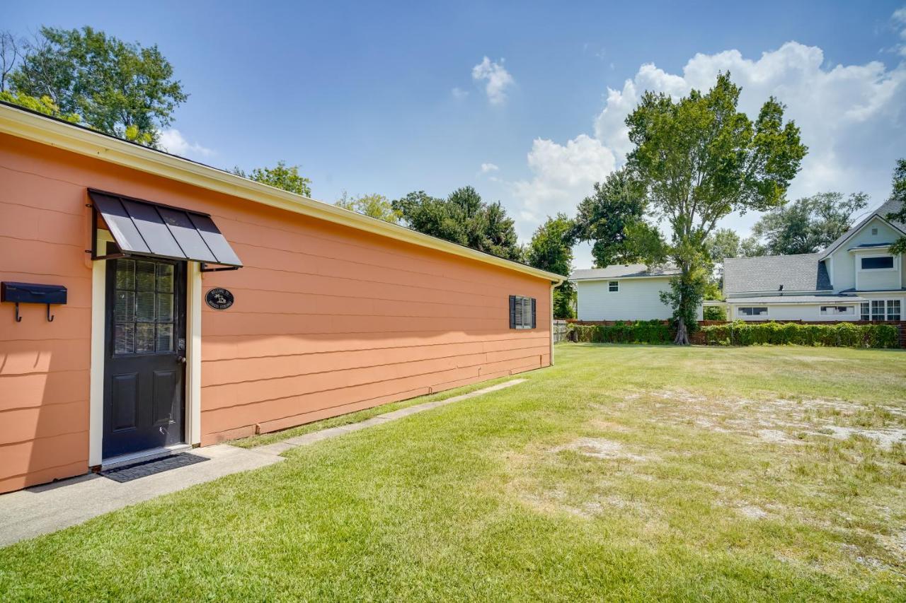 Charles Vacation With Private Patio! Apartment *