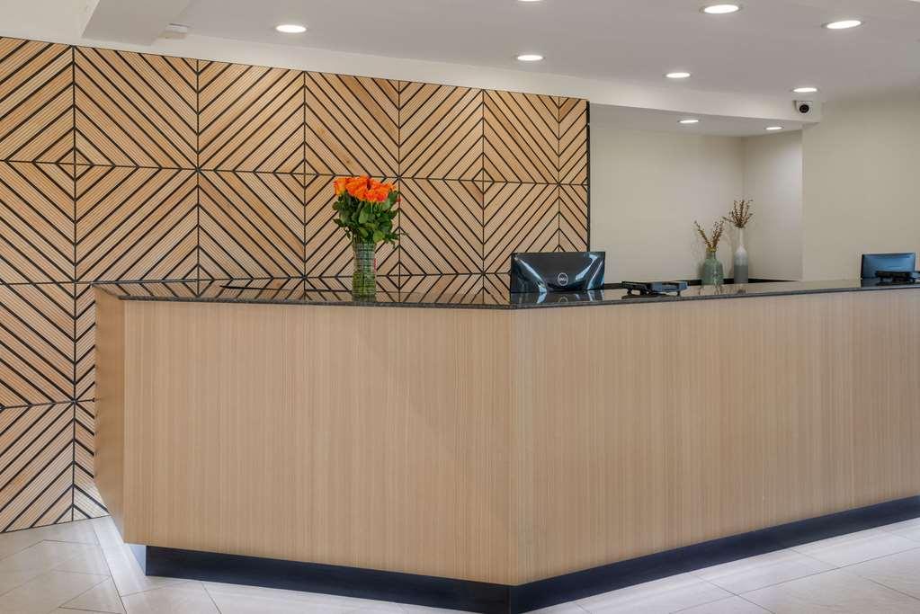 Hotel Quality Suites Lake Charles Downtown Lake Charles