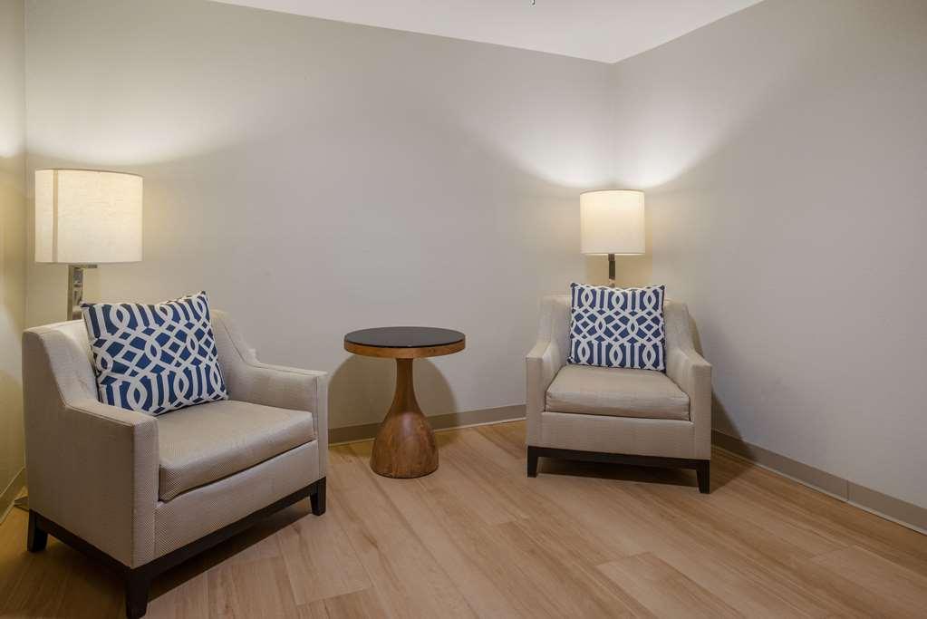 Quality Suites Lake Charles Downtown Hotel 3*