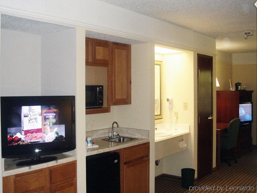 Western & - Charles Lake Charles