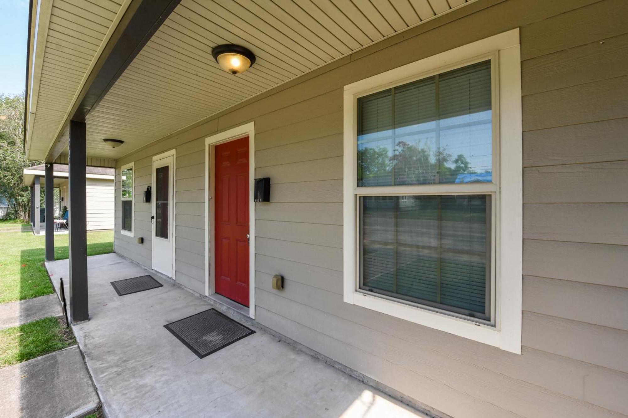 Apartment Lovely Charles Duplex In Location! Lake Charles