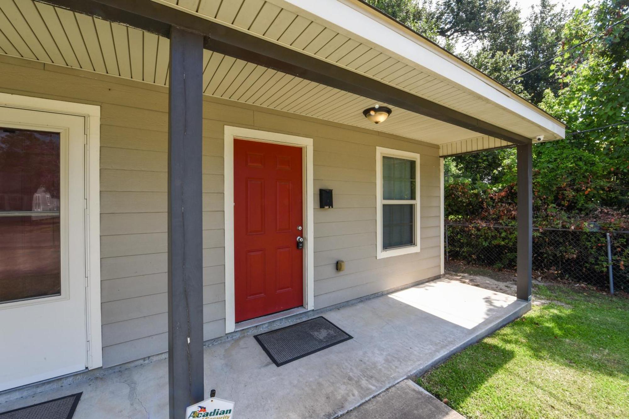 Apartment Lovely Charles Duplex In Location! Lake Charles
