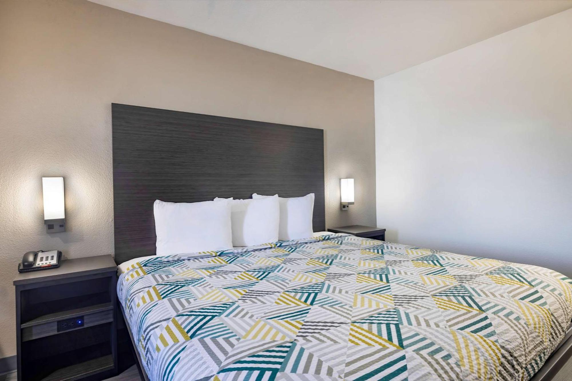 Hotel 6 Charles, La 2*
