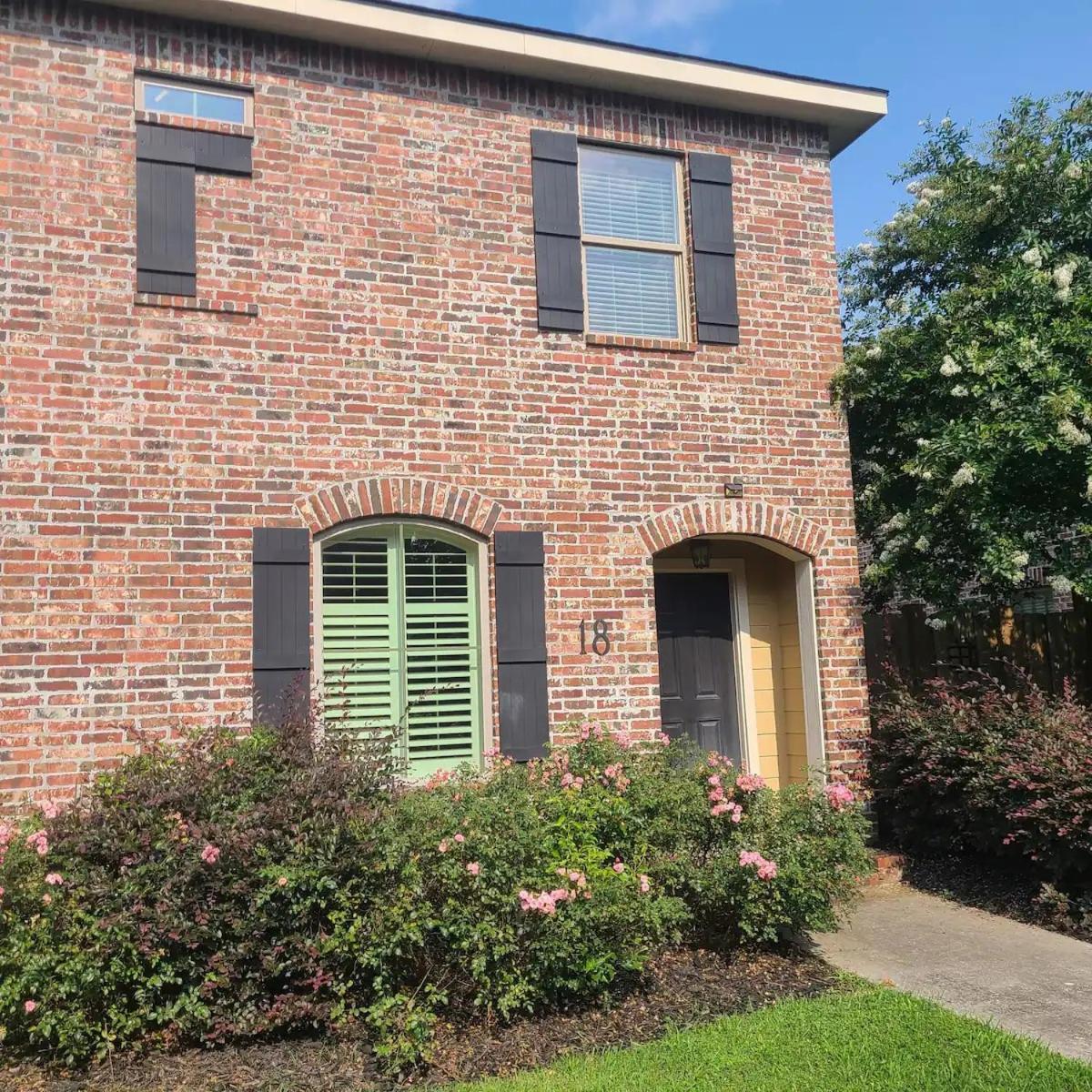 Cozy Townhouse Near Casinos & Prien Lake Park * Lake Charles