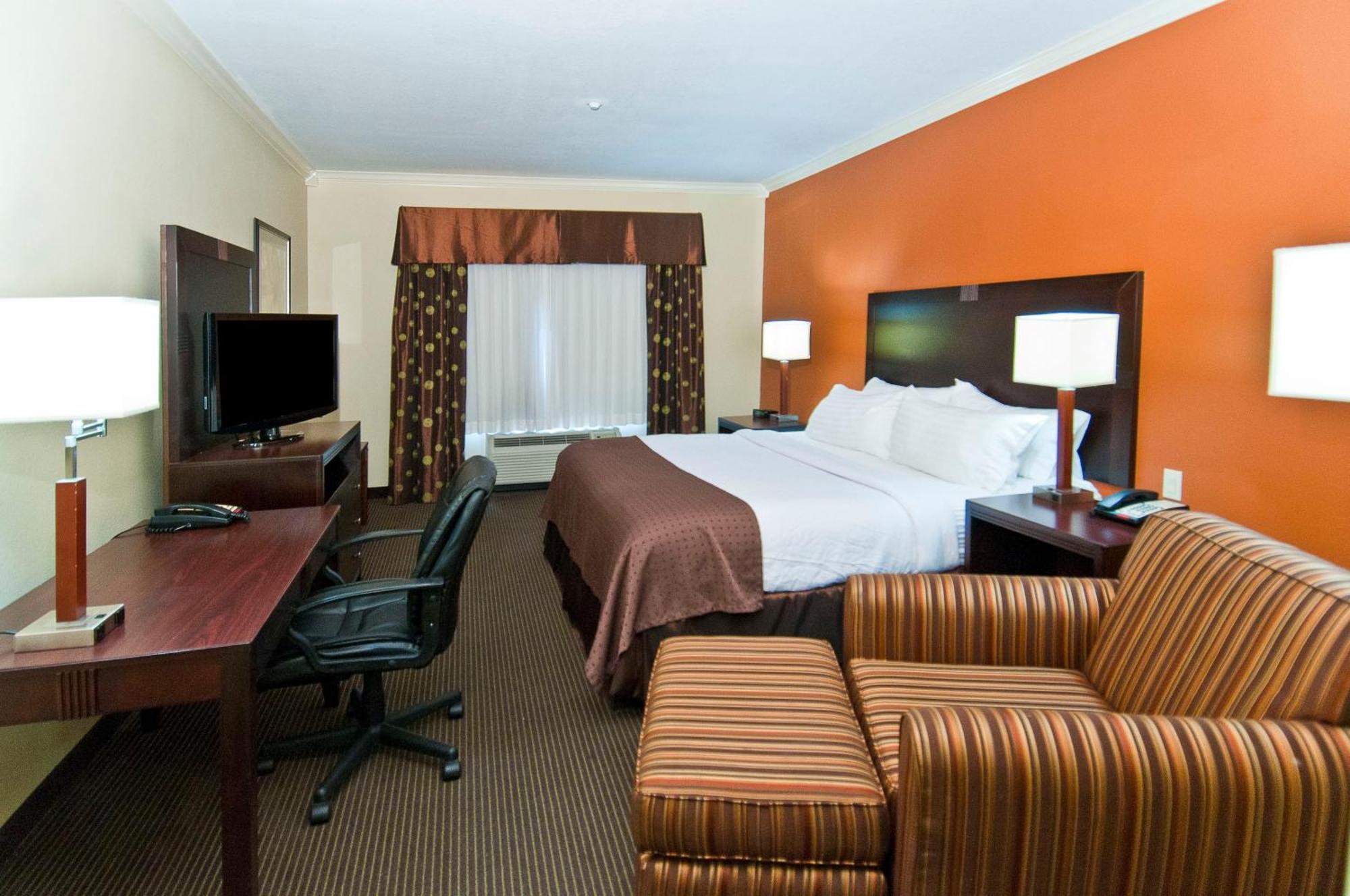 Hotel Charles 3*