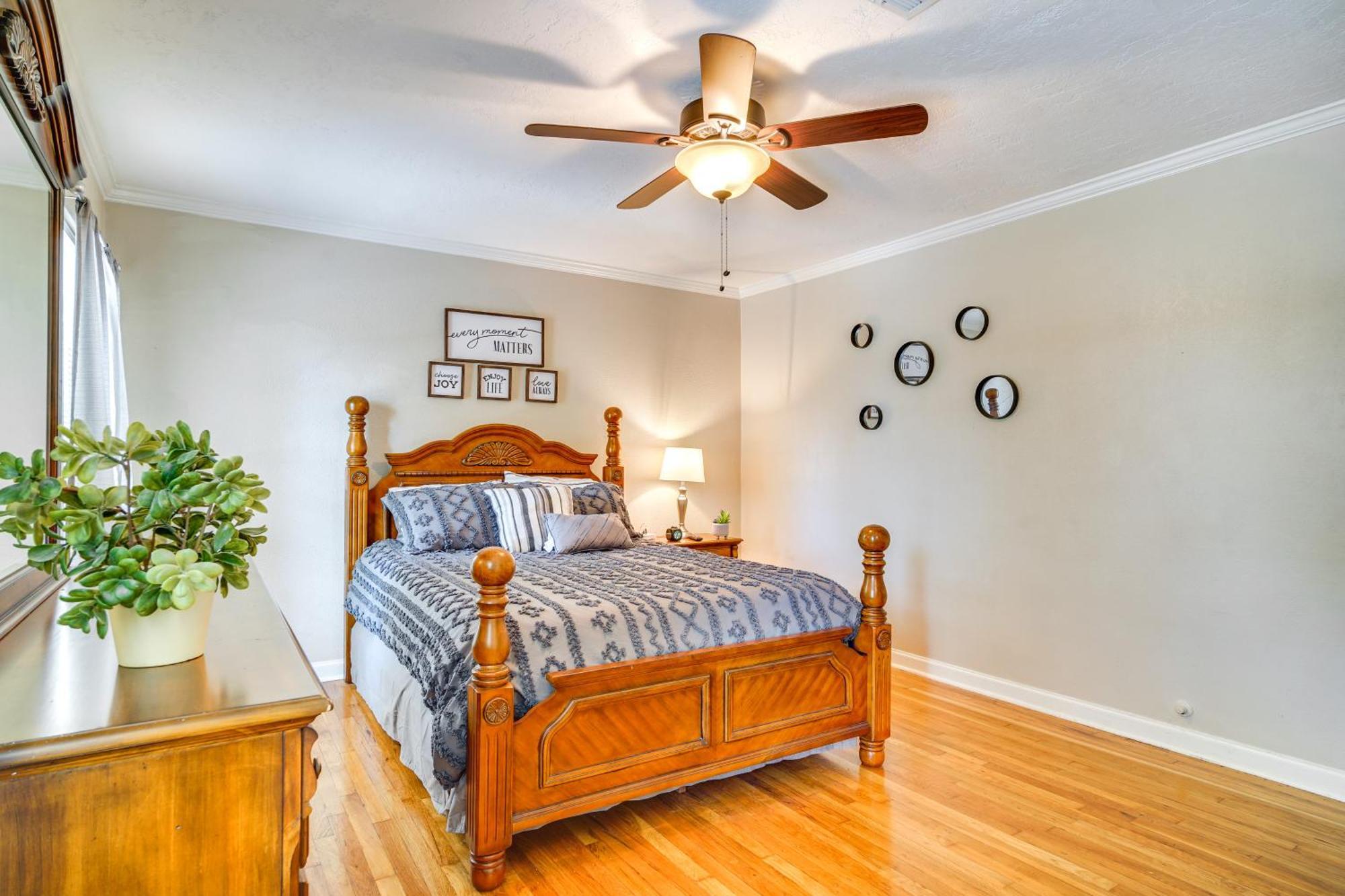 Apartment Cozy Charles 2 Mi To Downtown