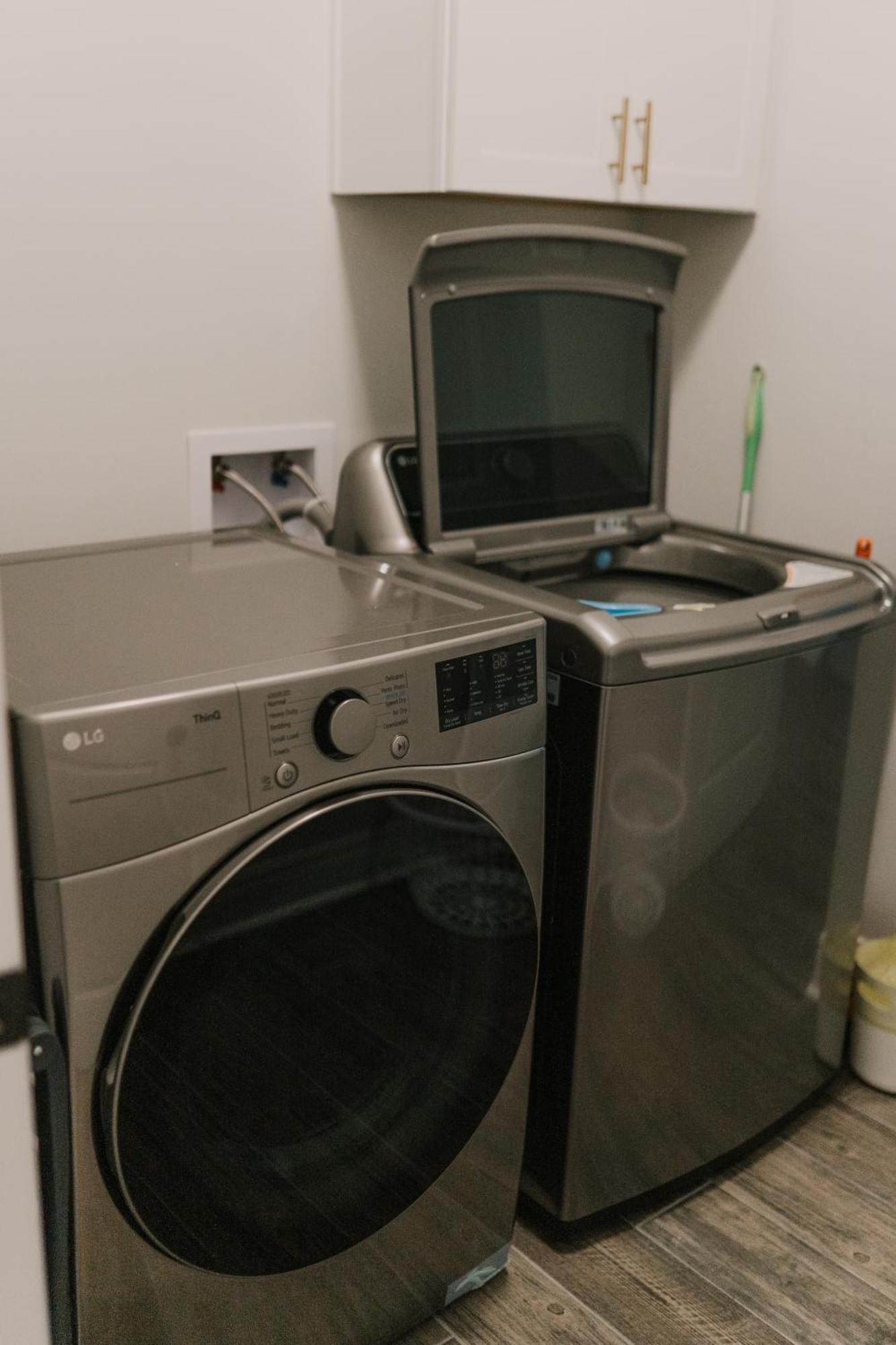 Comfortable Mid-term Retreat Fast Wifi * Lake Charles