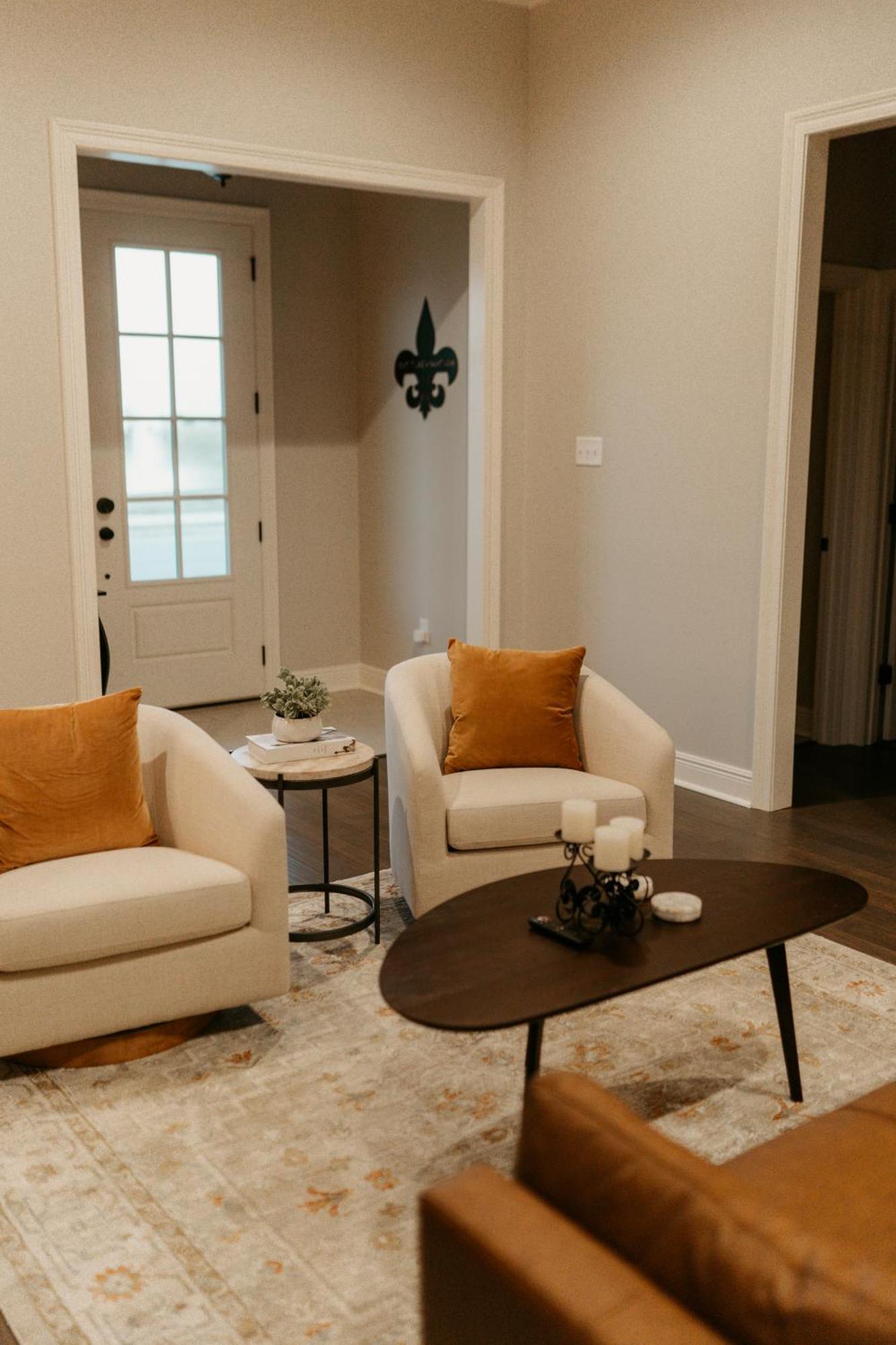 Fast Wifi & Cozy Space For Long-term Holiday home Lake Charles