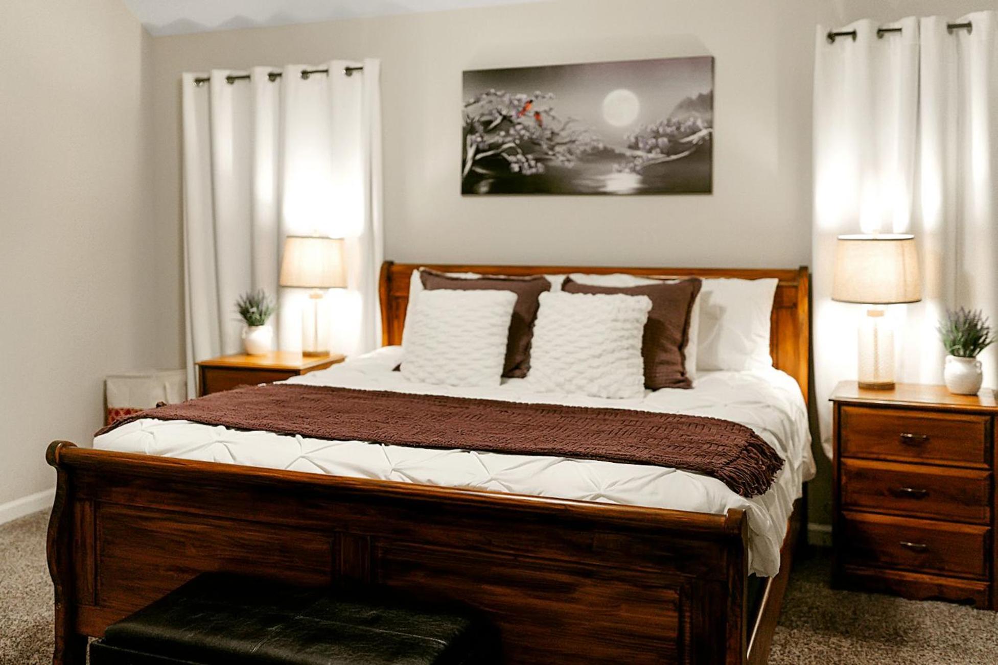 Mid-term Hub 2 King Beds Workspace Holiday home