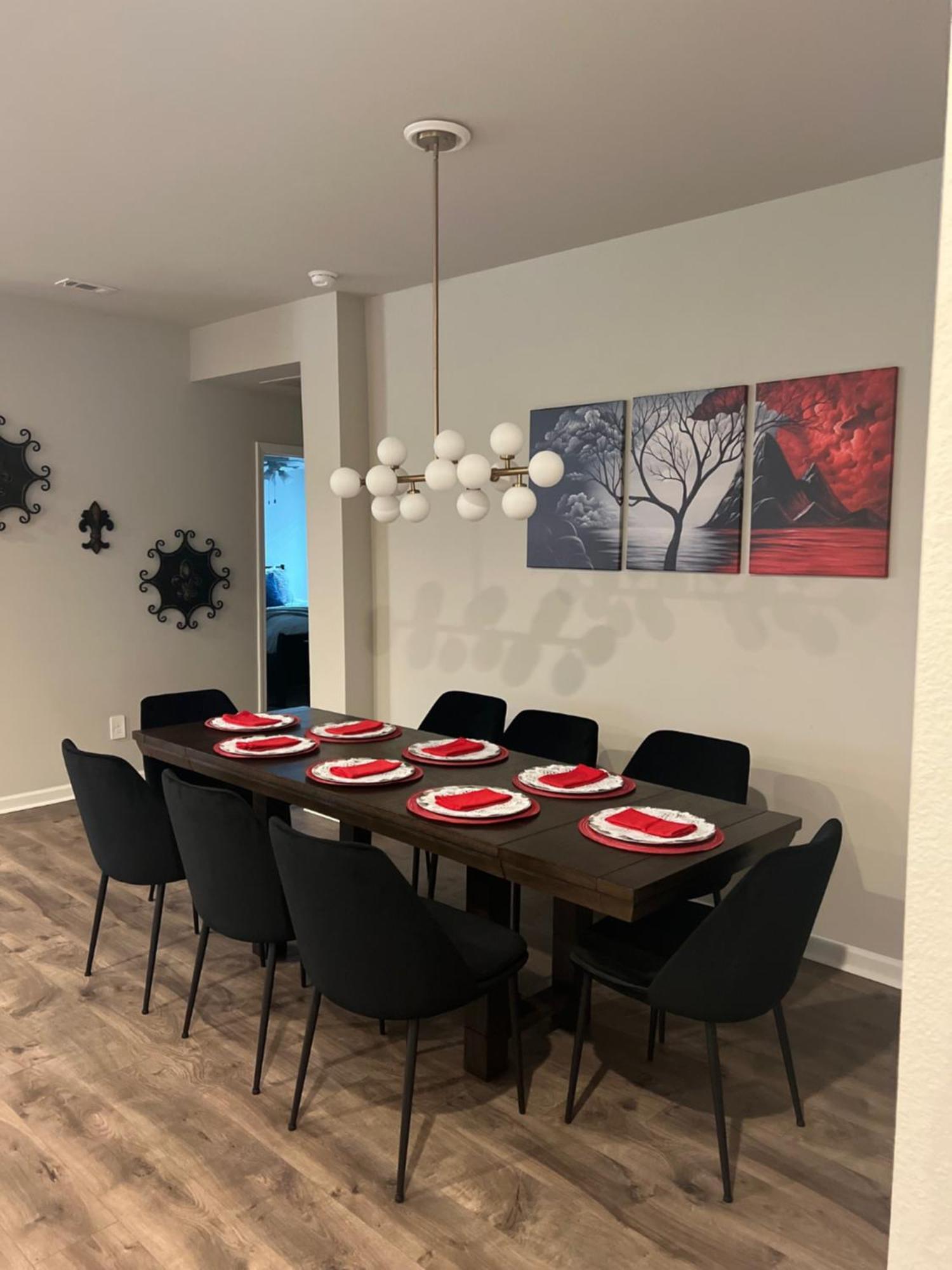 Holiday home Mid-term Hub 2 King Beds Workspace Lake Charles