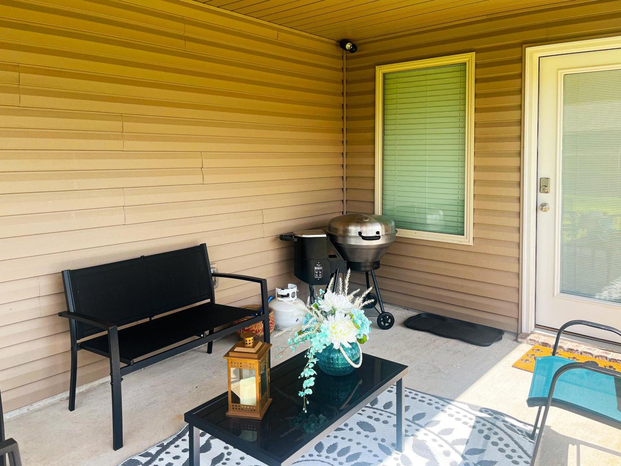 2 King Beds & Private Office Space Holiday home Lake Charles
