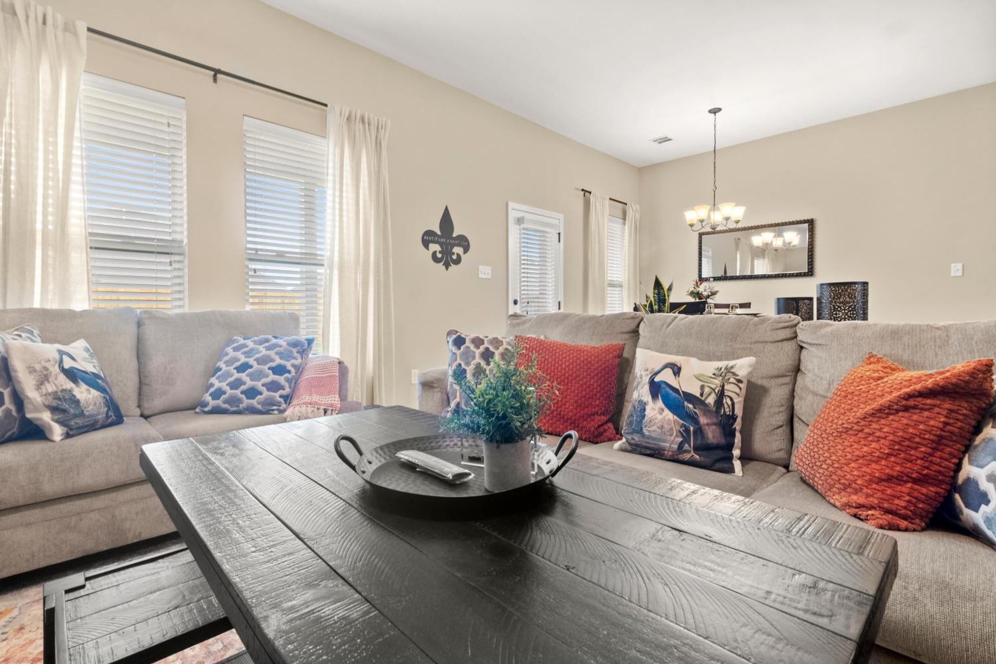 Petfriendlymid-term Stays2king Beds&desk * Lake Charles