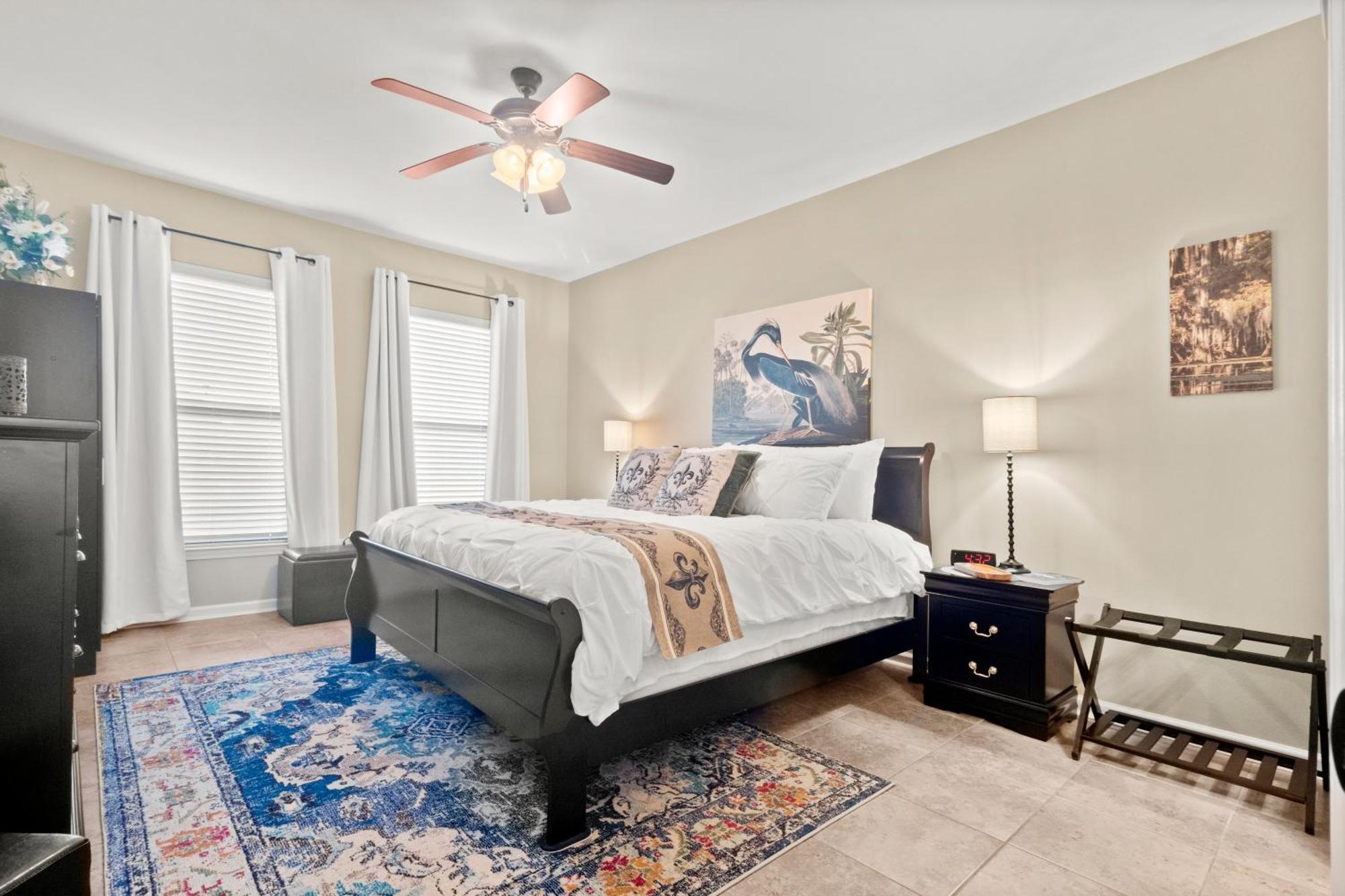 Petfriendlymid-term Stays2king Beds&desk