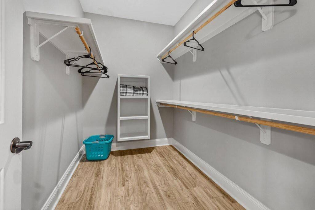 Luxury 2 Bedroom Townhouse #6 Holiday home *