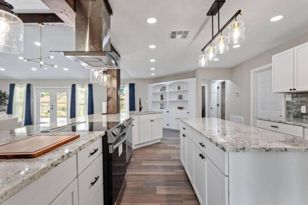 5 Bedroom In Charles *