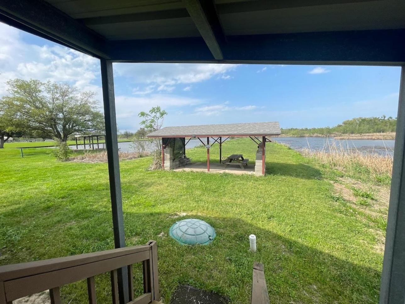 Mid-term Fast Wifi & Comfy Bed Lake Charles