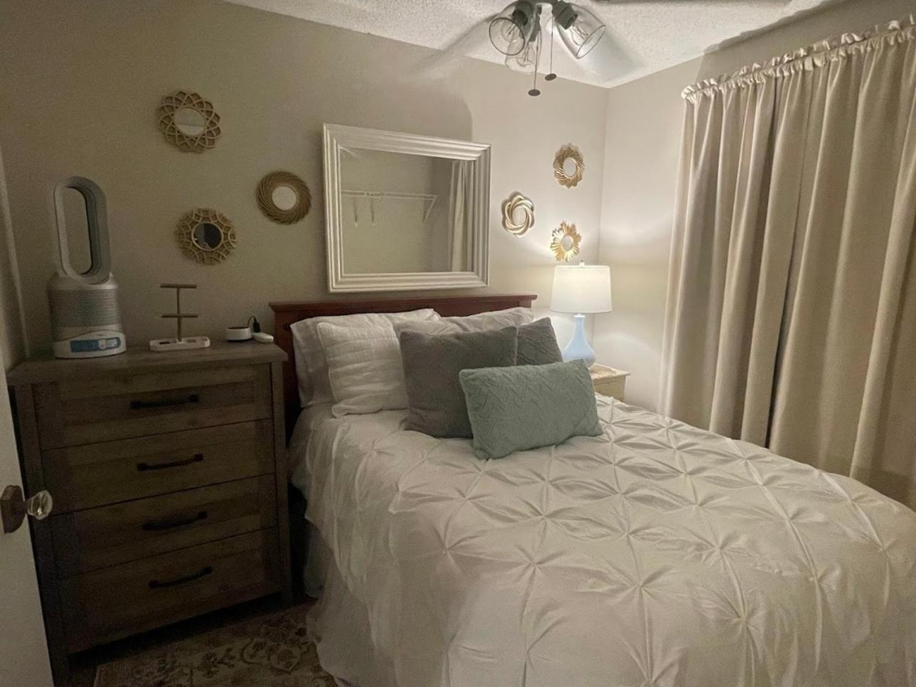 Mid-term Fast Wifi & Comfy Bed Lake Charles