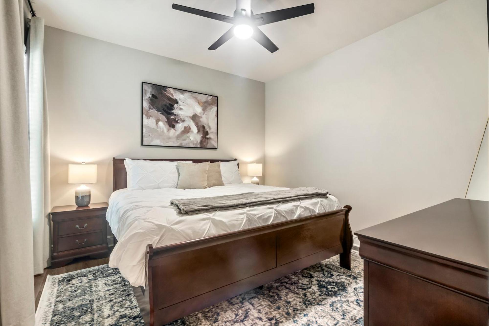New 3king-petfriendly Lake Charles