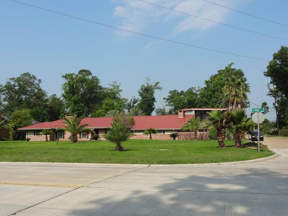 Holiday home Doc's - 10,000 Sq Ft Of Louisiana Luxury Lake Charles