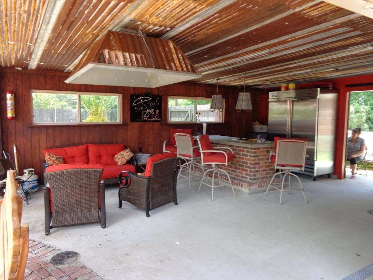 Doc's - 10,000 Sq Ft Of Louisiana Luxury Holiday home