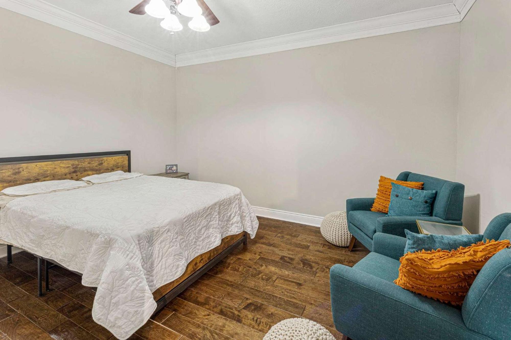 Modern Spacious 3 Bedroom Holiday home