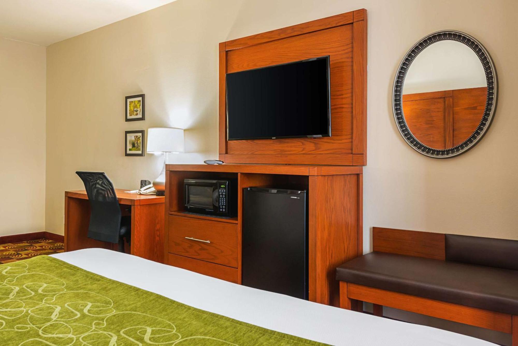 Comfort Charles Hotel Lake Charles