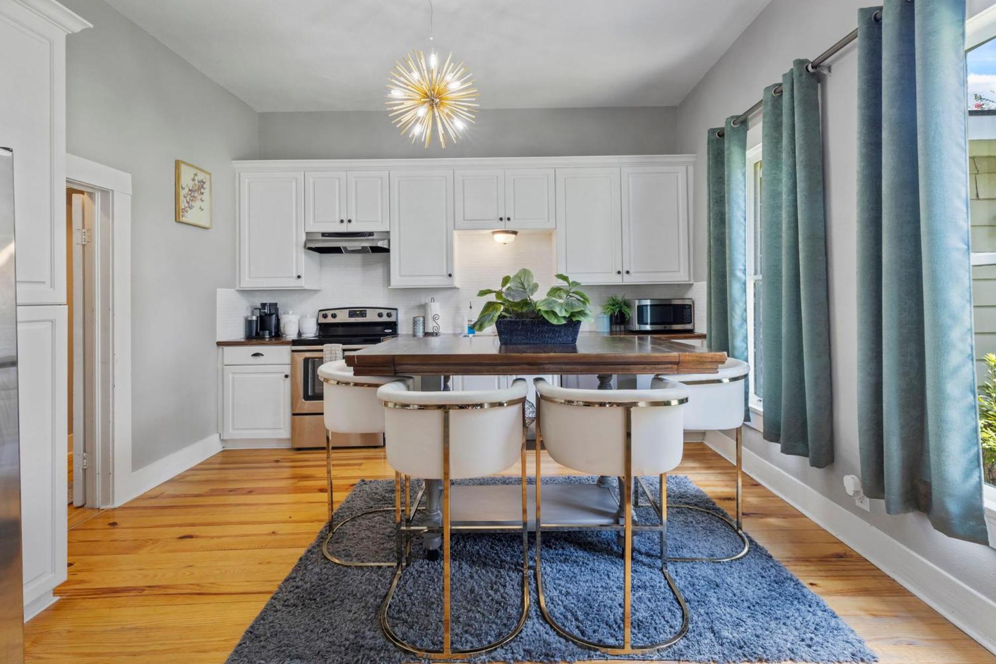 1 Bedroom In Downtown Charles La * Lake Charles