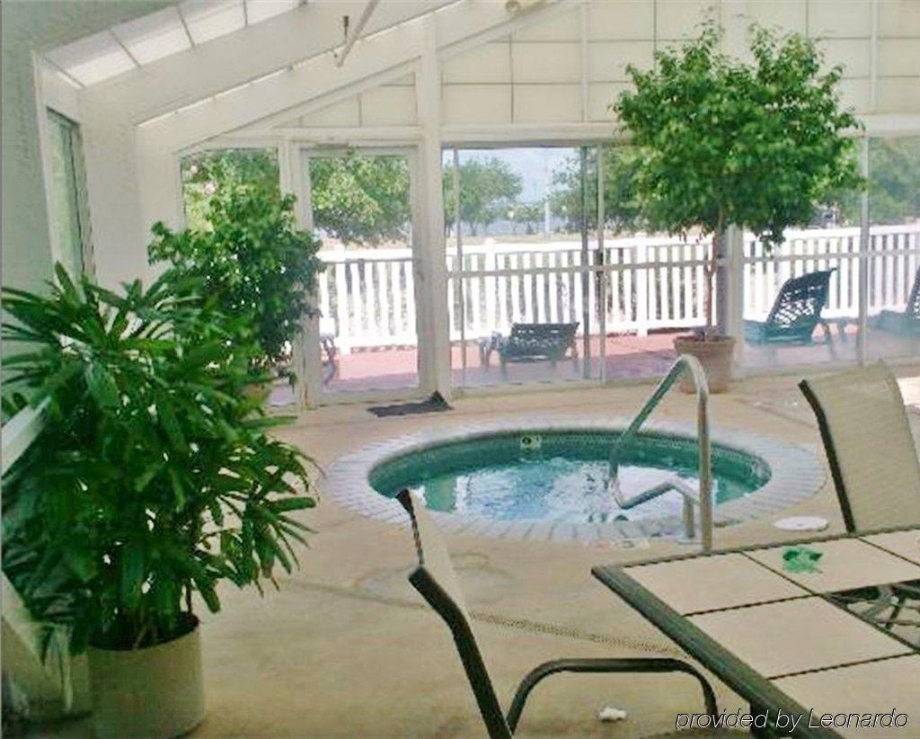 Hotel Quality Suites Lake Charles Downtown Lake Charles