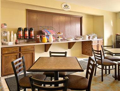 Super 8 By Wyndham Charles/sulphur Hotel