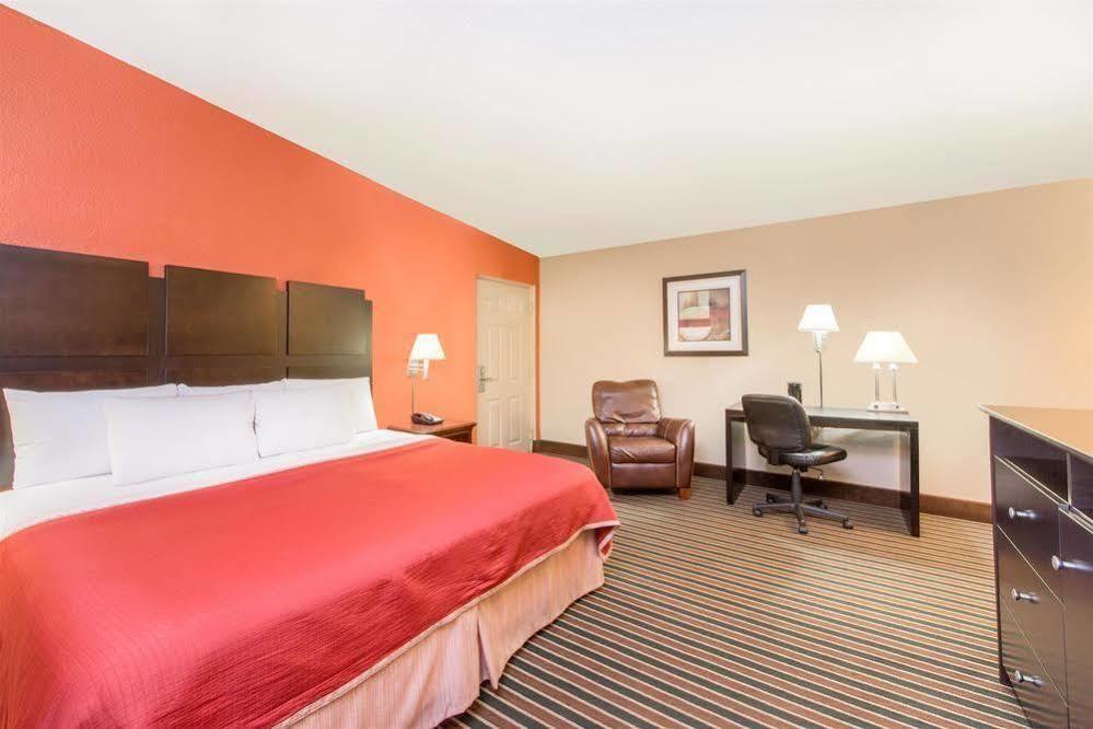 Hotel Howard Johnson Express