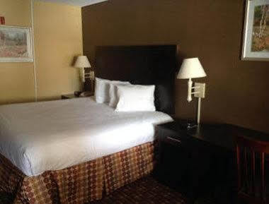 Super 8 By Wyndham Charles Northeast 3* Lake Charles