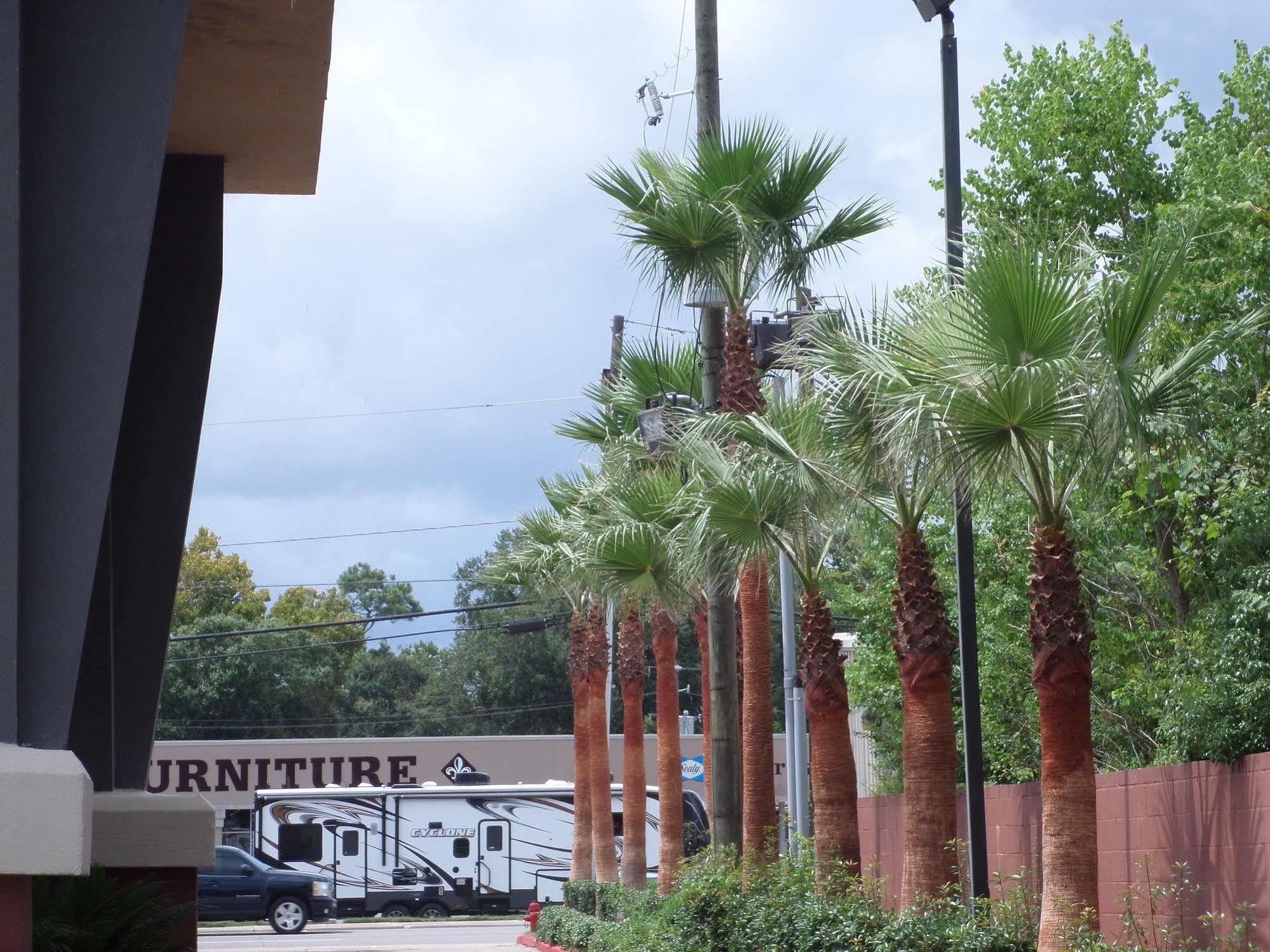 Comfort Charles Hotel Lake Charles