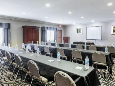 Hotel Express And Charles By Ihg Lake Charles
